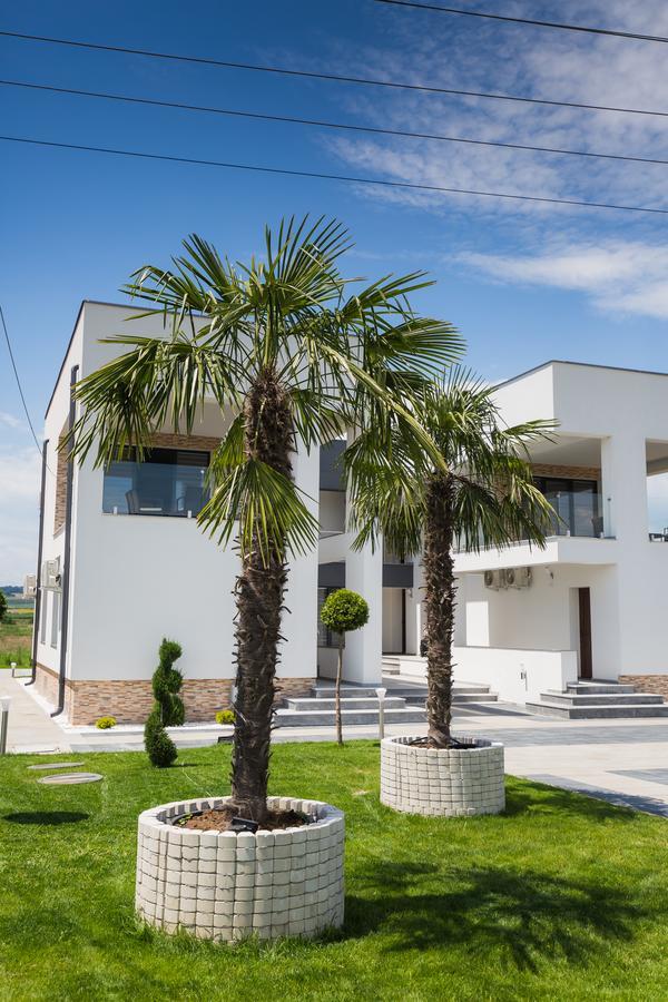 ホテル Palm Rezidential Sebeş エクステリア 写真